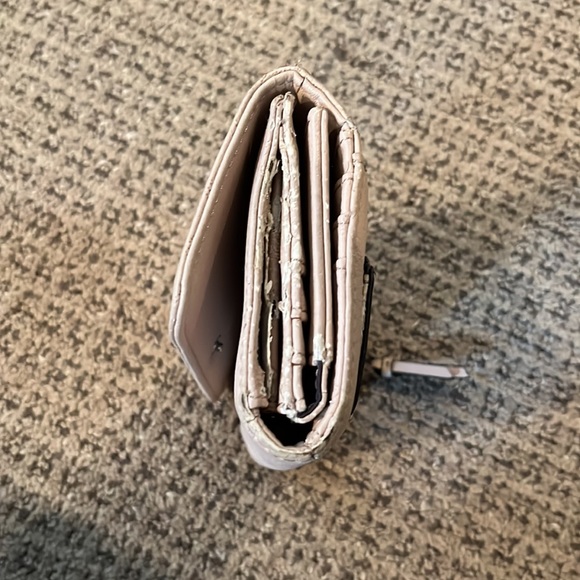 Light pink CK wallet - Picture 8 of 8